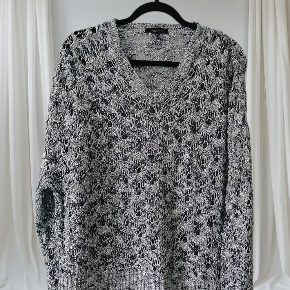 Roberto Collina Black and White V-Neck Sweater